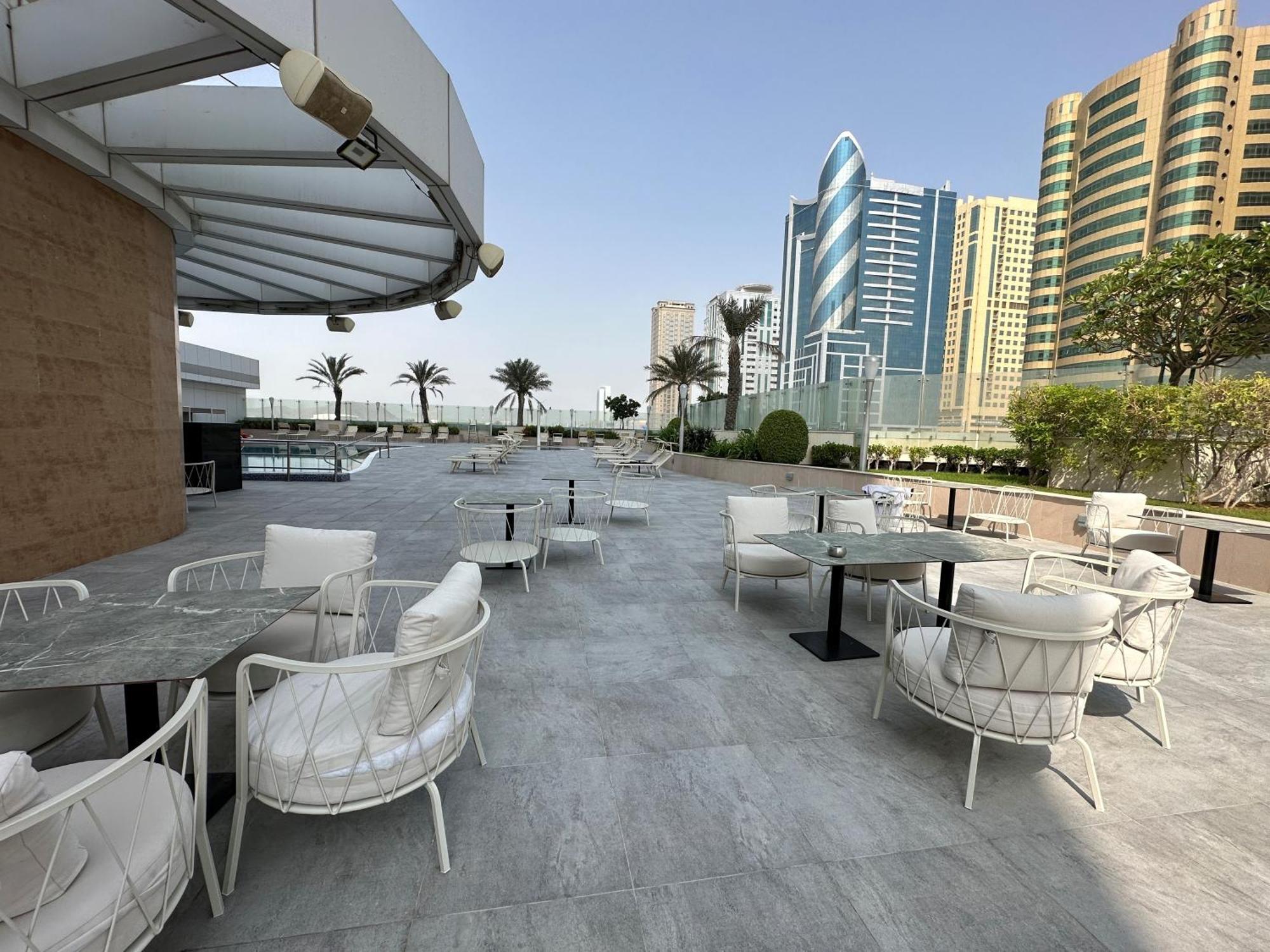 Aparthotel Adagio Fujairah Bagian luar foto
