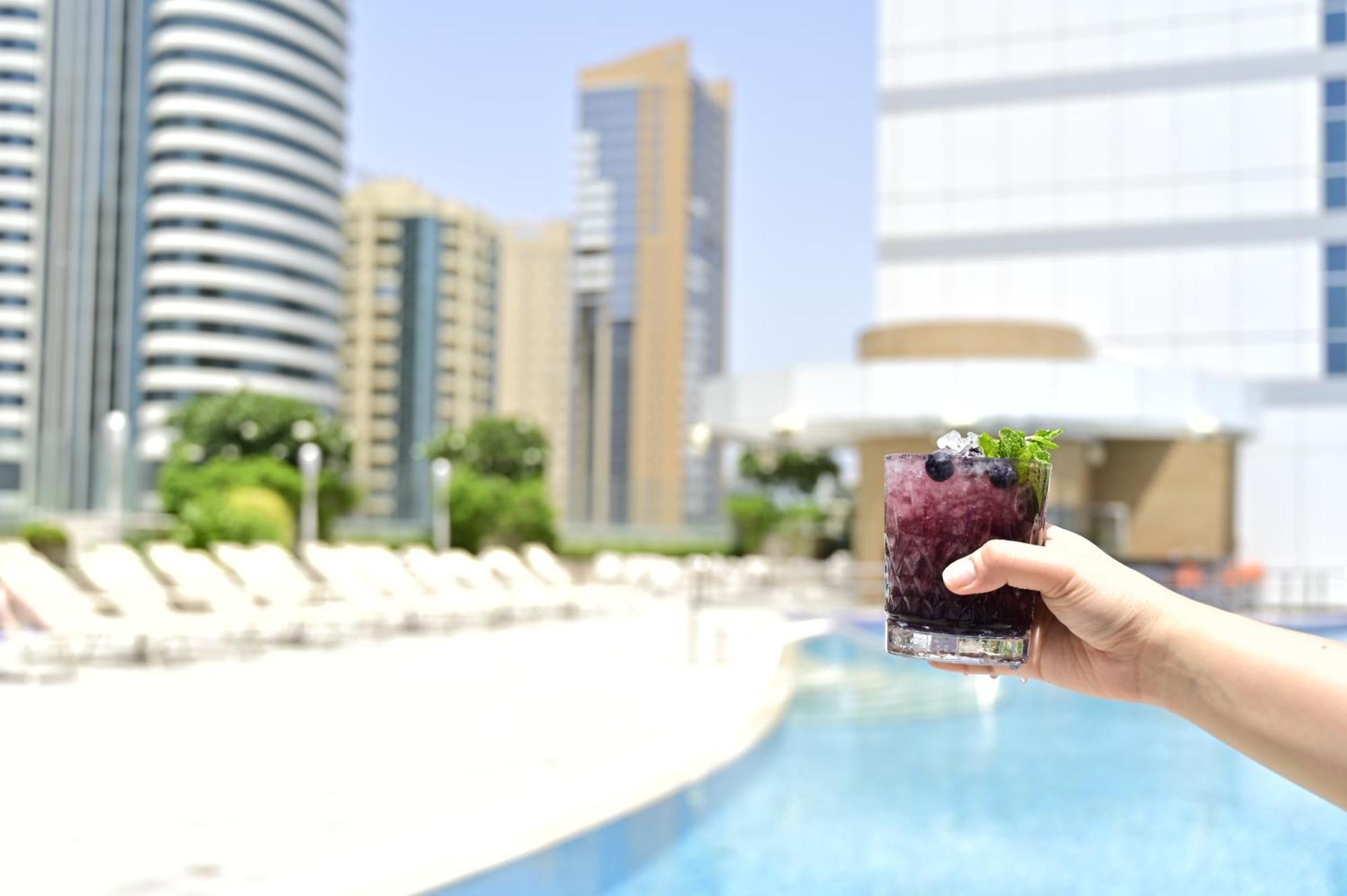 Aparthotel Adagio Fujairah Bagian luar foto